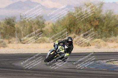 media/Nov-02-2025-CVMA (Sun) [[337aff29ab]]/Race 17-Amateur Supersport Middleweight/